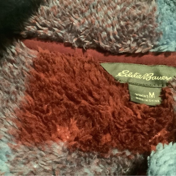 Eddie Bauer plush sweater M - Picture 6 of 16